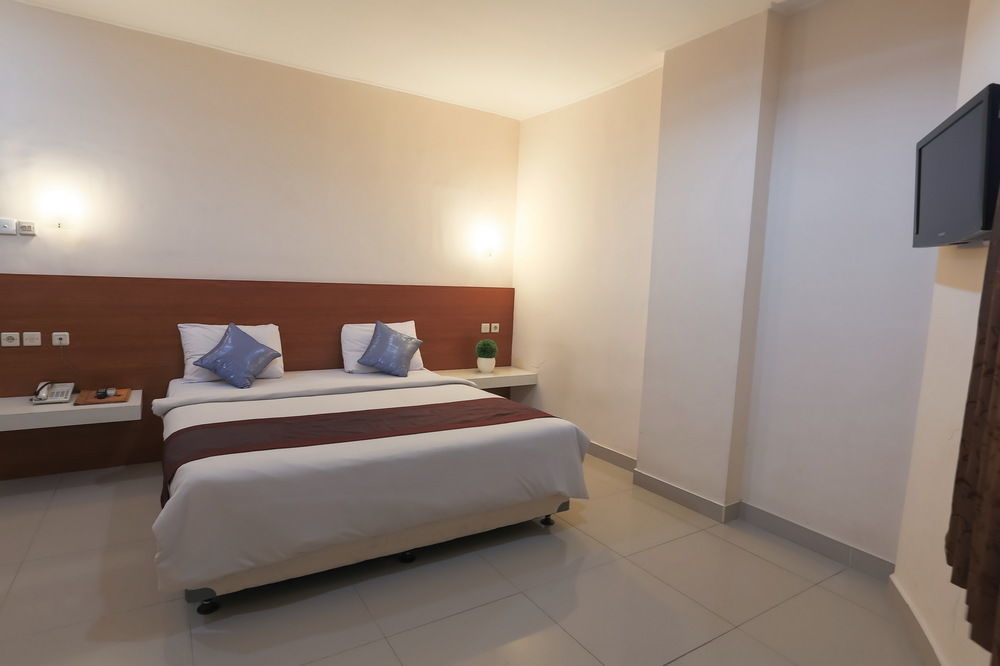 Reddoorz @ Raya Kuta Guest house 2*
