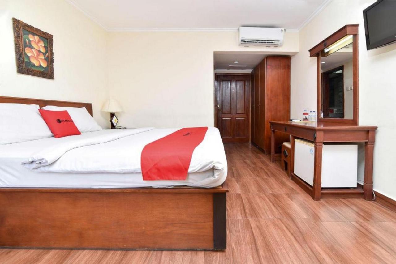 Guest house Reddoorz @ Raya Kuta 2*